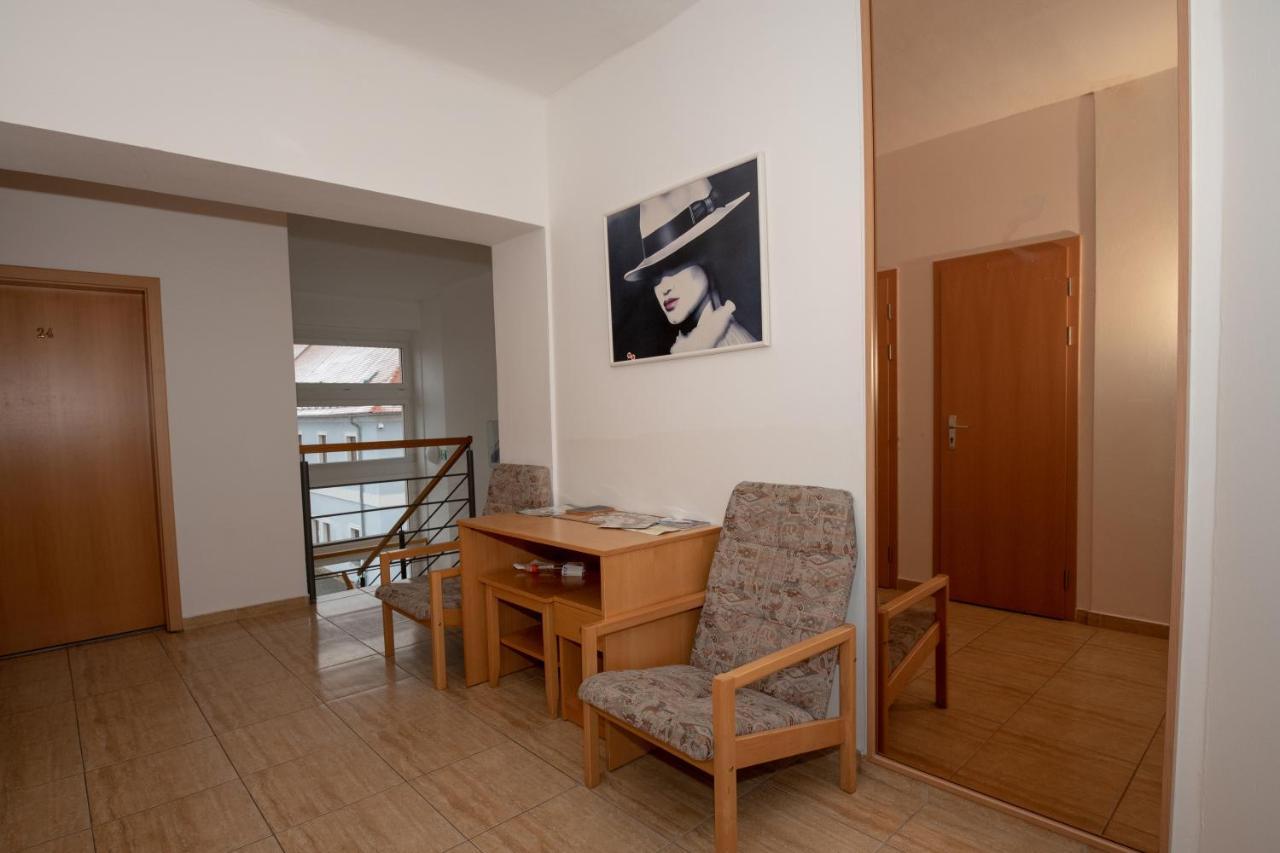Penzion Maxim Třeboň Extérieur photo